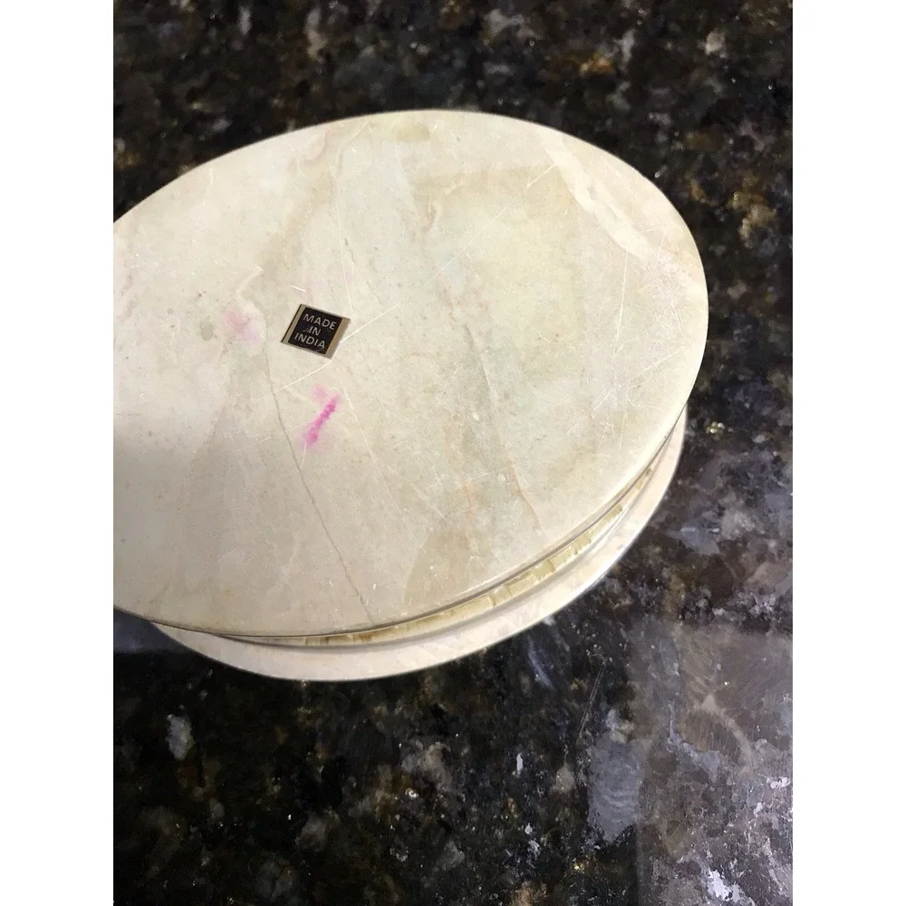 Soapstone Trinket‎ Box Jewelry Inlaid Mother of Pearl Vintage Hand Carved Oval